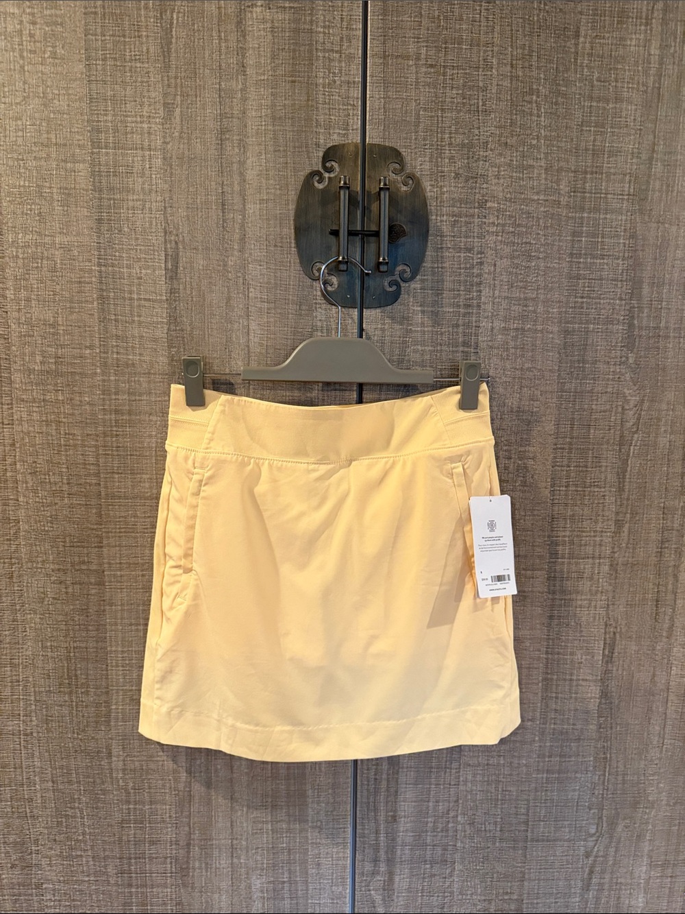 Athleta Brooklyn‎ 16” Skort